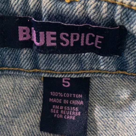 Blue Spice size 5 distressed shorts - Picture 3 of 3